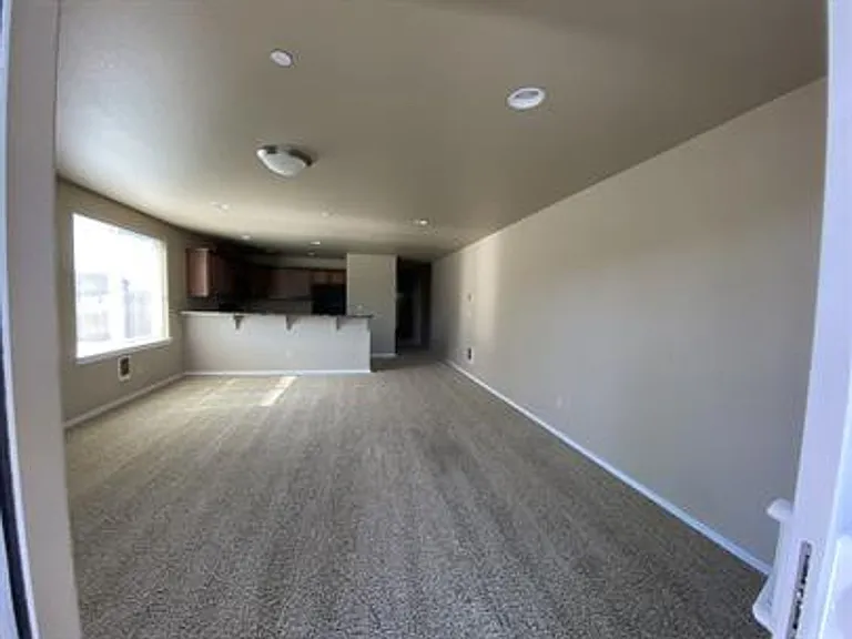 978 Pt Brown Ave SE — Photo 2