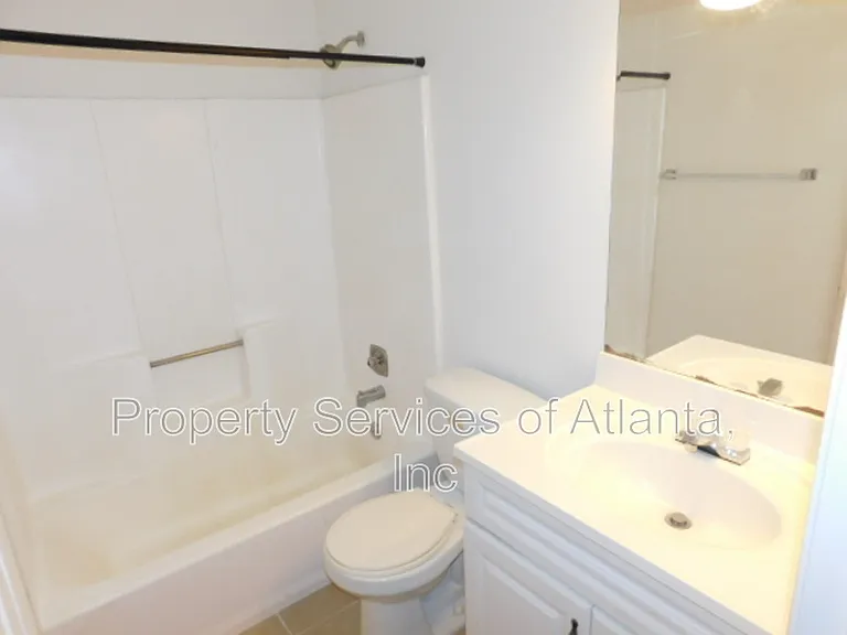 1710 Pine Rd — Photo 18