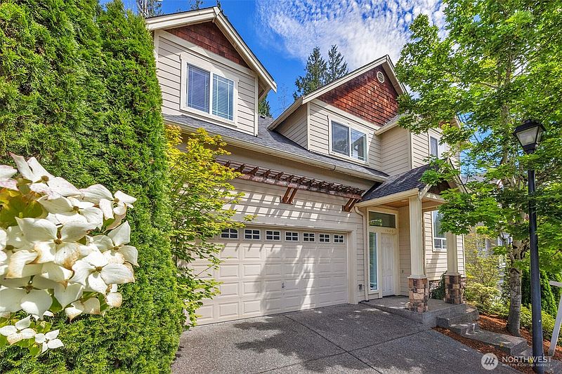 2nd image of 13630 NE 203rd Street
