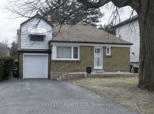 28 Inverleigh Dr, Toronto, ON M8Y 3E3