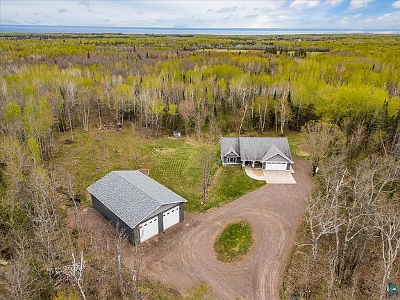 3rd image of 6364 Bergquist Rd