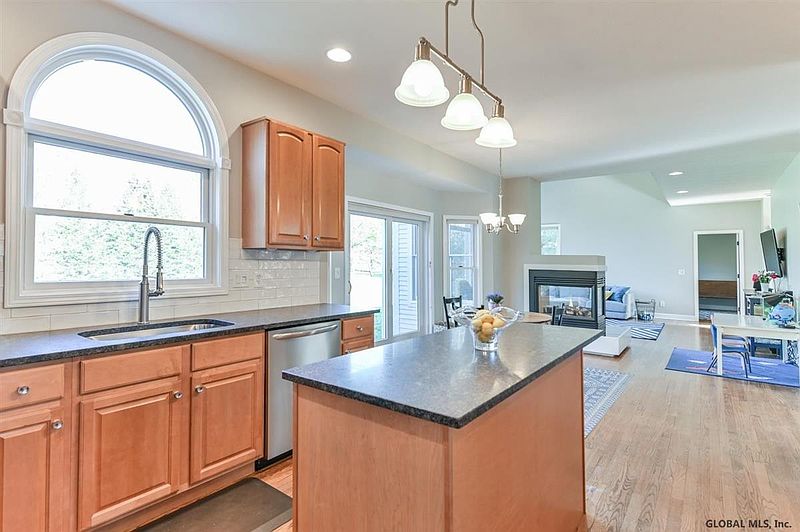 4th image of 319 PAPA Place