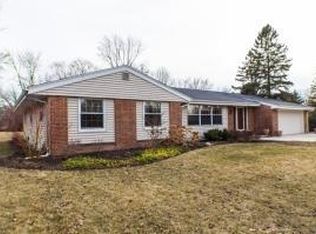 18025 Lisa Ln, Brookfield, WI 53045