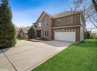 1585 W Dundee Rd, Palatine, IL 60074