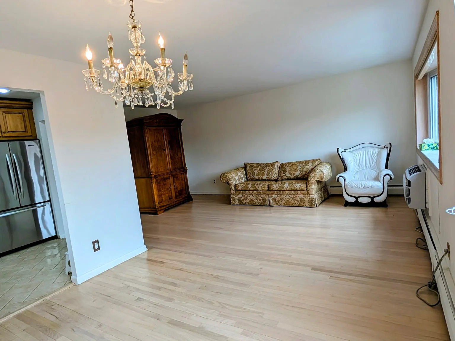 3 bed, 1100 sqft, $1,500 — Photo 4