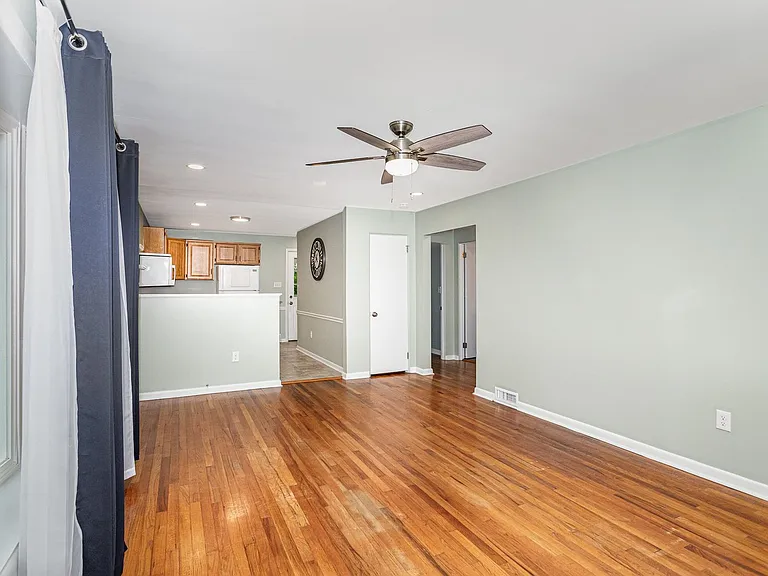 9 W Highland Ave — Photo 8