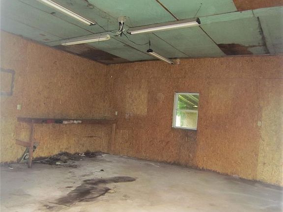 5th image of 143 County Road 115