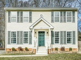 211 Black Creek Ln, Aylett, VA 23009