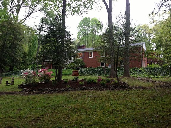 5th image of 32 Pheasant Dr