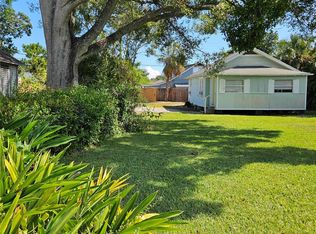 925 Queen St N, Saint Petersburg, FL 33713