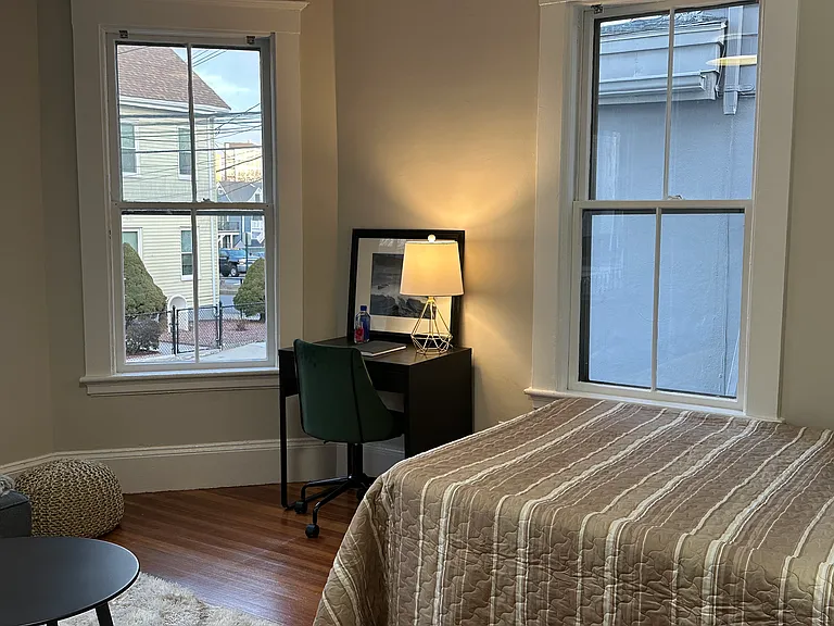 52 Bonair St #1A — Photo 38