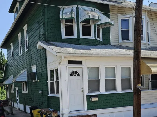 322 Columbus Ave, Trenton, NJ 08629