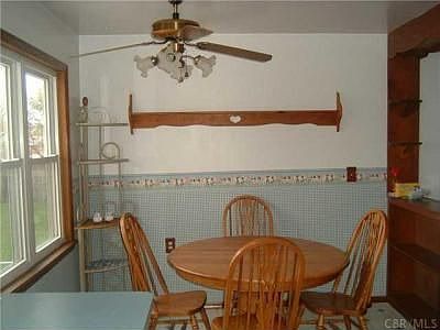5th image of 390 Westport Dr