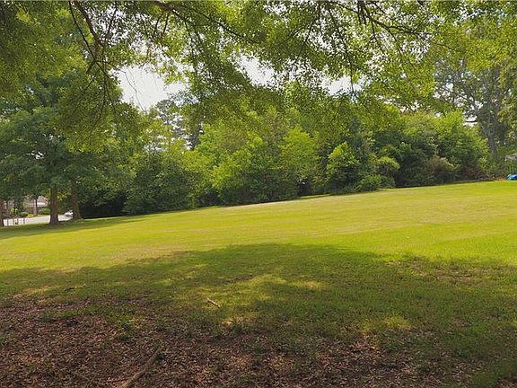 2nd image of 2875 Lower Roswell Rd #1-2