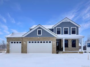 14040 Tupper Lake Dr, Linden, MI 48451