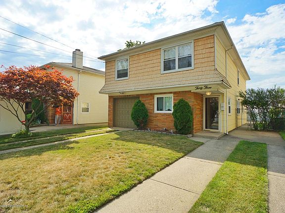 2nd image of 33 Dewey Ave