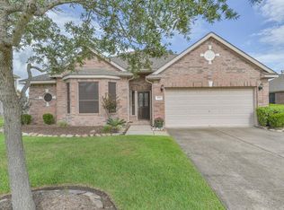 3017 9th St N, Texas City, TX 77590