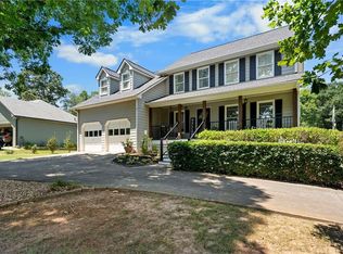 9 Topridge Dr, Cartersville, GA 30120