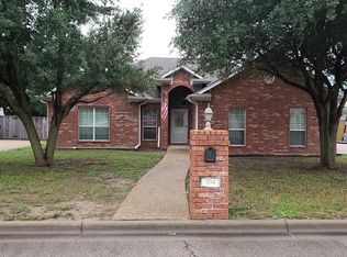 304 Greystone Dr, Lorena, TX 76655