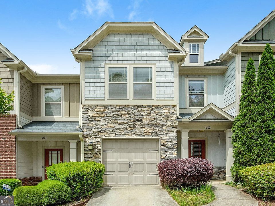 1st image of 1069 N Village Dr