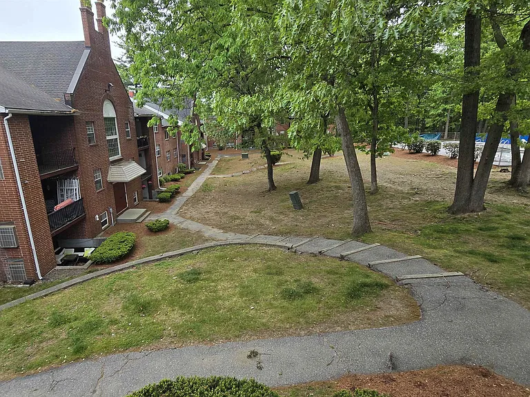 6 Louisburg Sq #8 — Photo 2