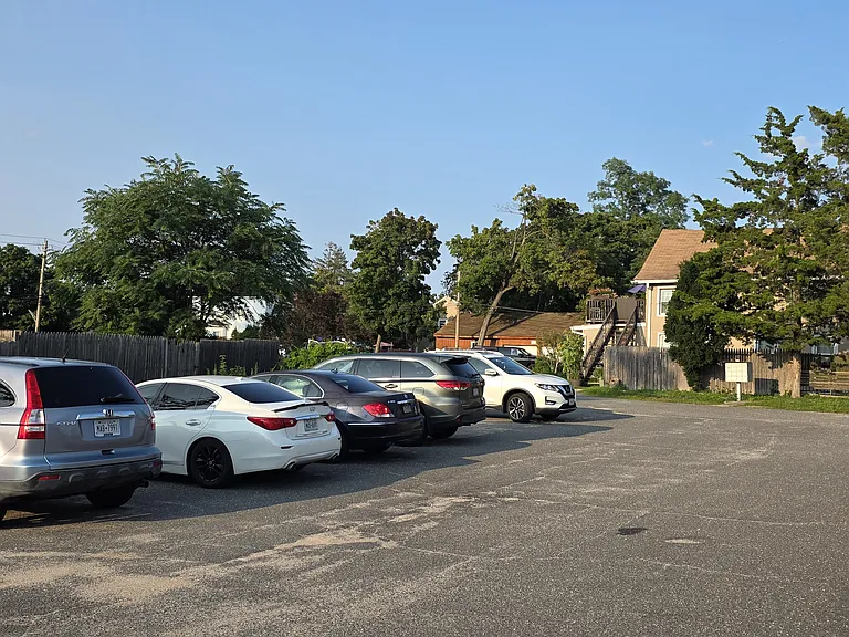 50-56 Bayville Ave #5 — Photo 16