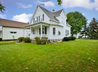 910 Dillingham Ave, Sheboygan, WI 53081