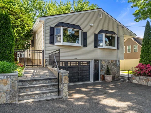 120 Park Ave, Medford, MA 02155
