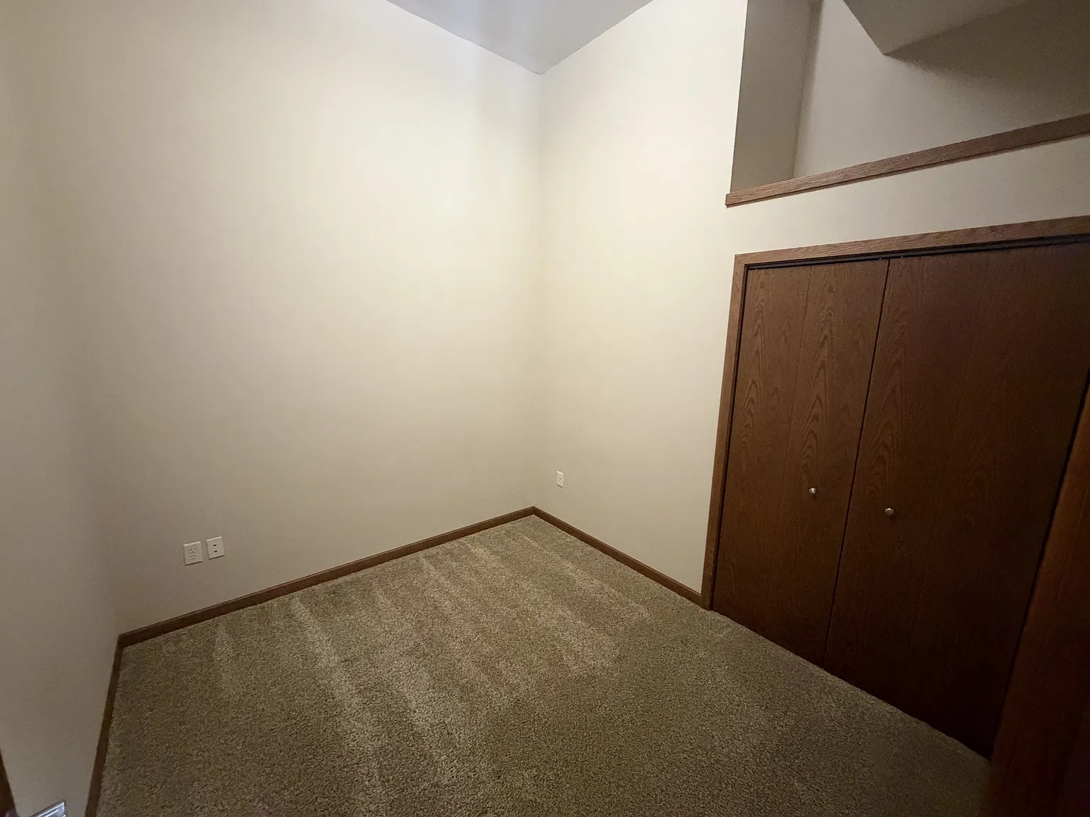 214 S Kline St - Roosevelt Apts - 31 — Photo 4
