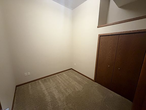 4th image of 214 S Kline St #31