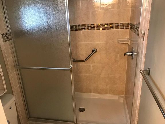 3rd image of 8510 Lidflower Ct
