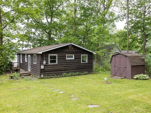 2350 Thornton Grv N, Skaneateles, NY 13152