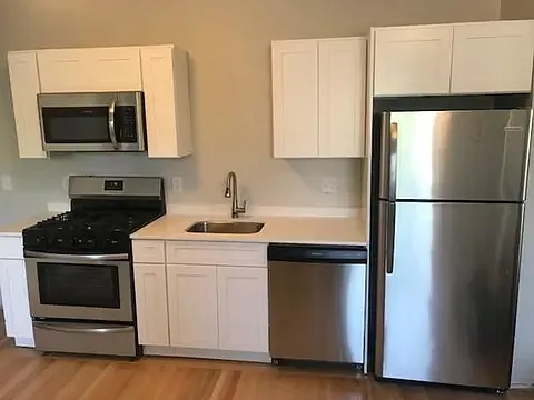 1 bed, 500 sqft, $2,000 — Photo 2