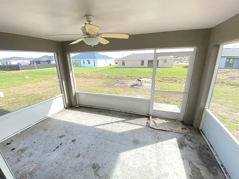 413 NW 16th Pl — Photo 30