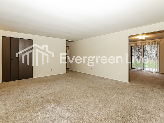 3rd image of 7925 Blackshear Dr