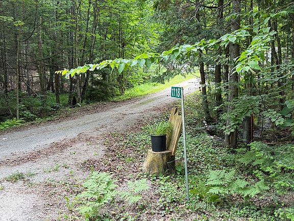 3rd image of 1118 Stoney Rd