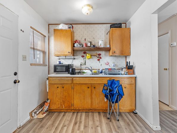 rapid-city-south-dakota-117827752 picture