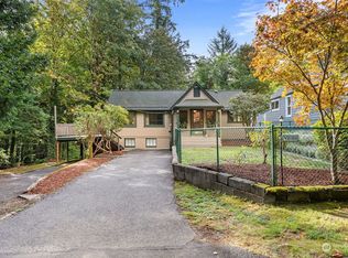 918 Taylor St E, Pt Orchard, WA 98366
