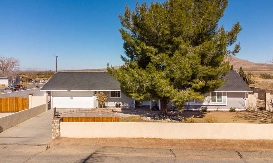 1st image of 17607 Mossdale Ave