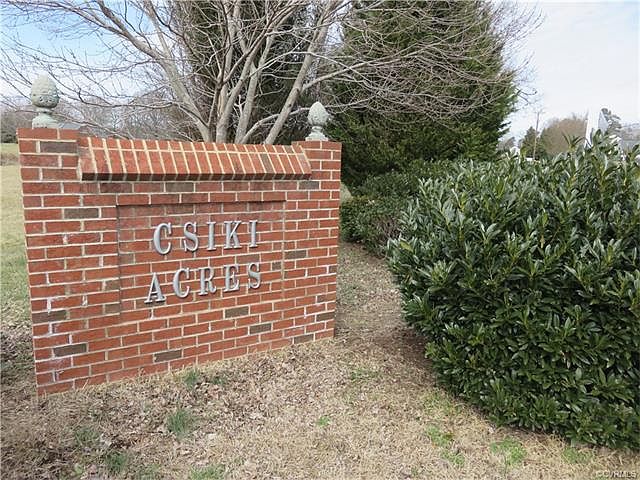 2nd image of 4800 Chillie Ln