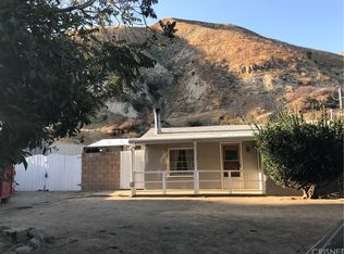 9677 Foothill Blvd, Sylmar, CA 91342