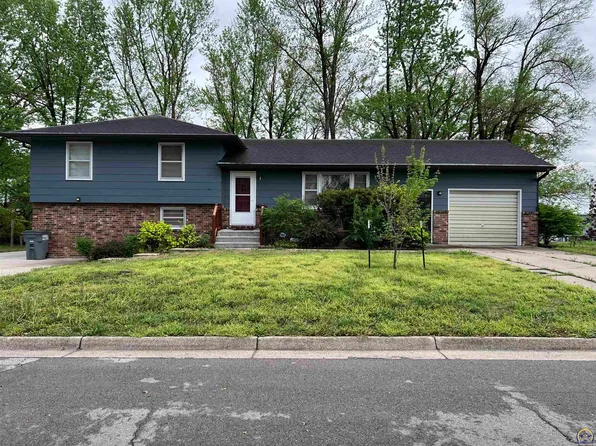 2033 W 7th Ave, Emporia, KS 66801