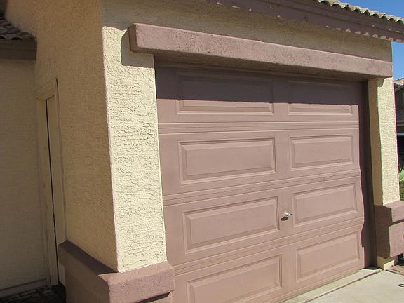 2nd image of 15928 W Paradise Ln