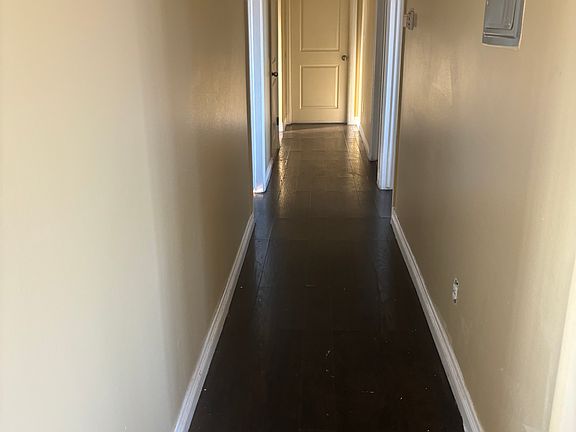 5th image of 549 W Colden Ave