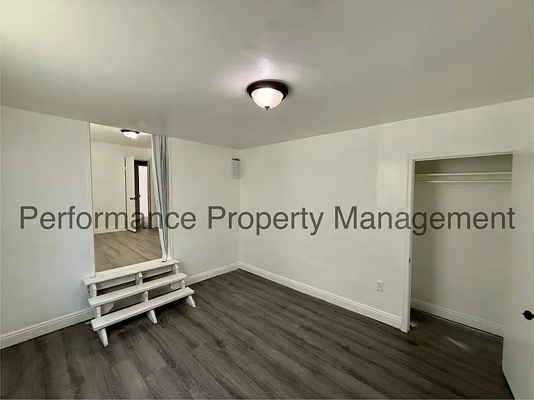 3703 Eucalyptus Dr — Photo 9