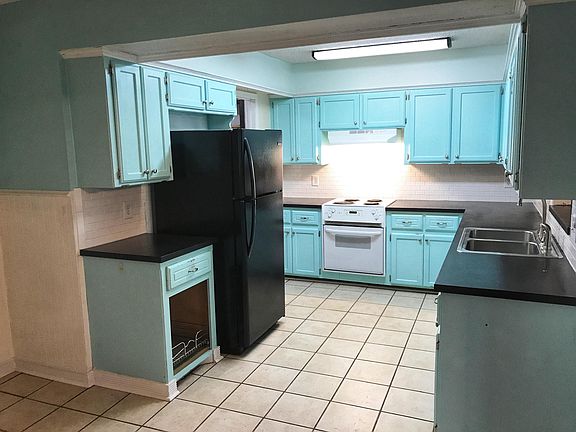 2nd image of 11604 Price Dr