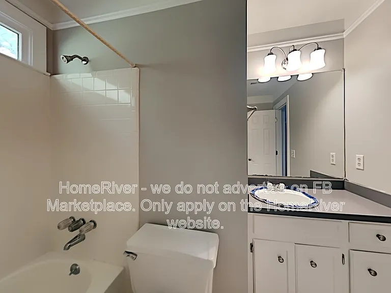 313 Brook Hollow Dr — Photo 18