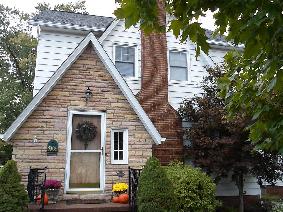 1st image of 4306 W 212th St