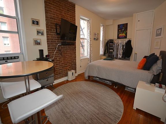 4th image of 1762 2nd Ave #B35