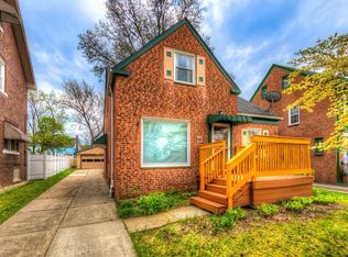 3482 Cedarbrook Rd, University Heights, OH 44118